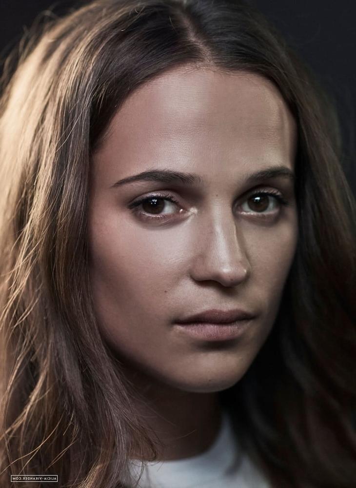 25P cute Alicia Vikander