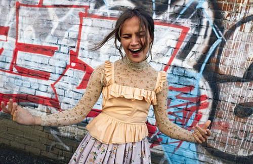 25P cute Alicia Vikander