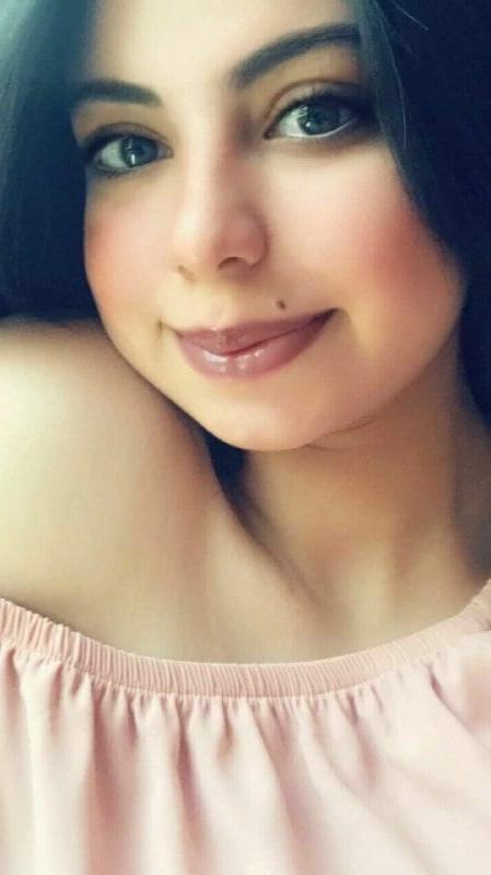 25P Cute NRI Babe With Hot Nudes