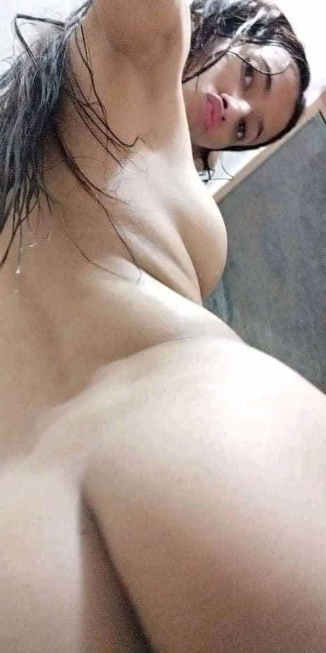 12P Desi Cute girl selfie