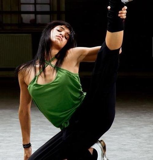 25P cute Sofia Boutella 2