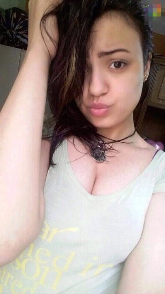 18P BD cute girl