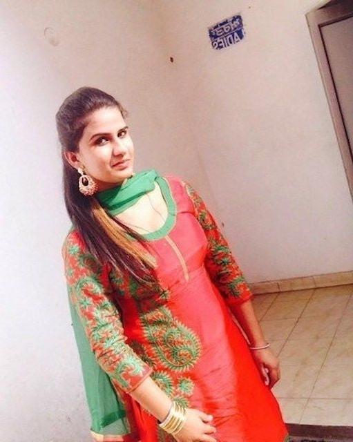 5P Cute Indian Teen Nude Selfies Leaked