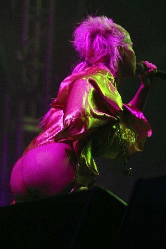 25P cute Yolandi Visser