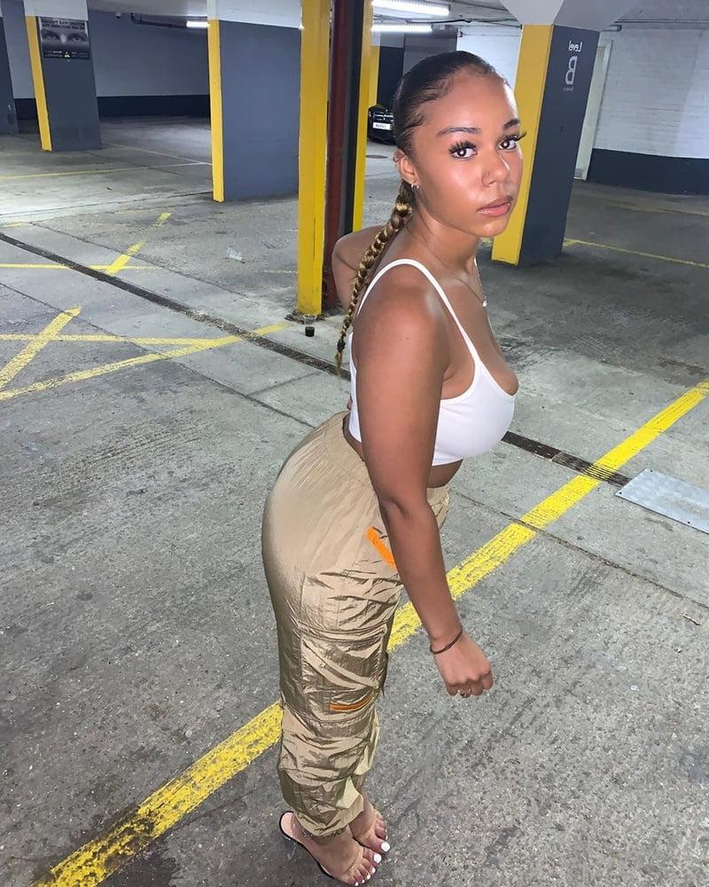 25P Piss on her big black tits