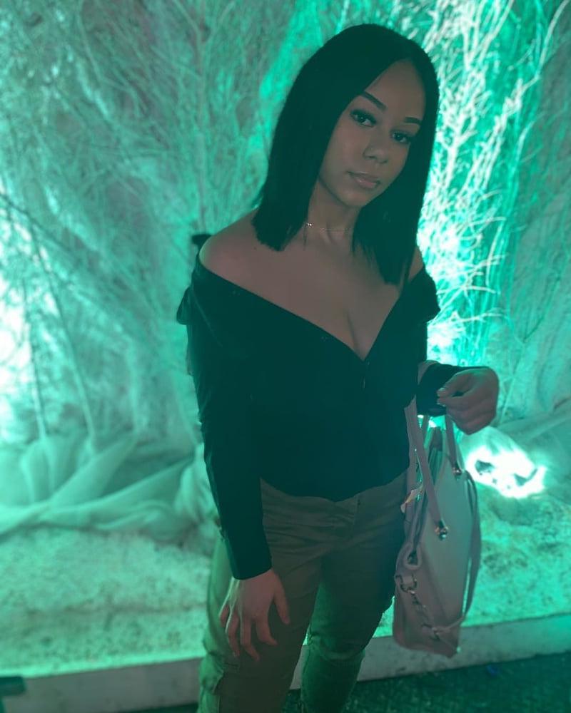 25P Piss on her big black tits