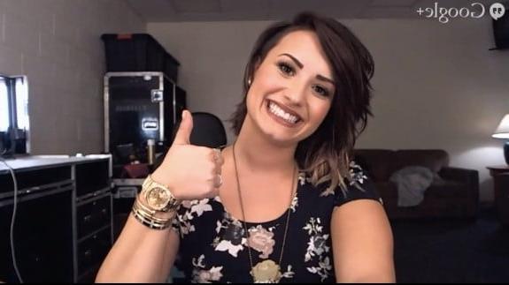 25P cute Demi Lovato