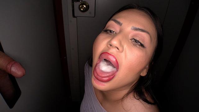 25P Latina GLORYHOLE Sluts