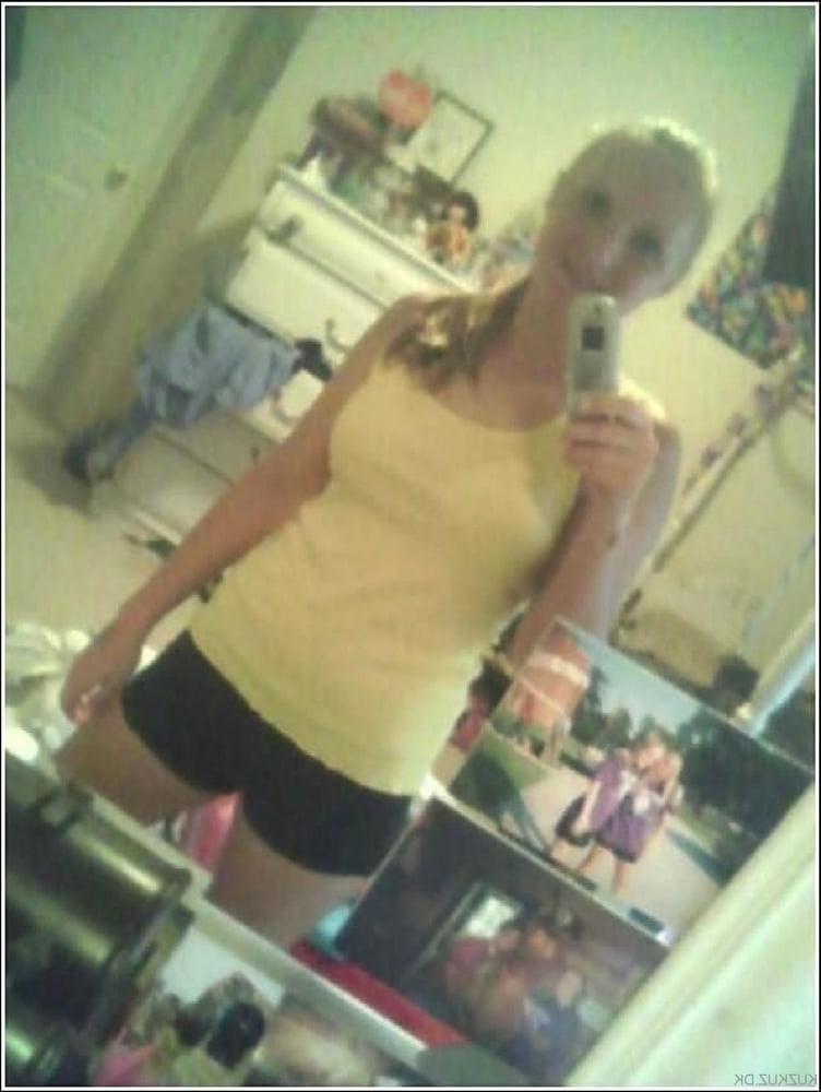 25P cute blonde
