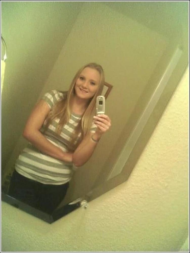 25P cute blonde