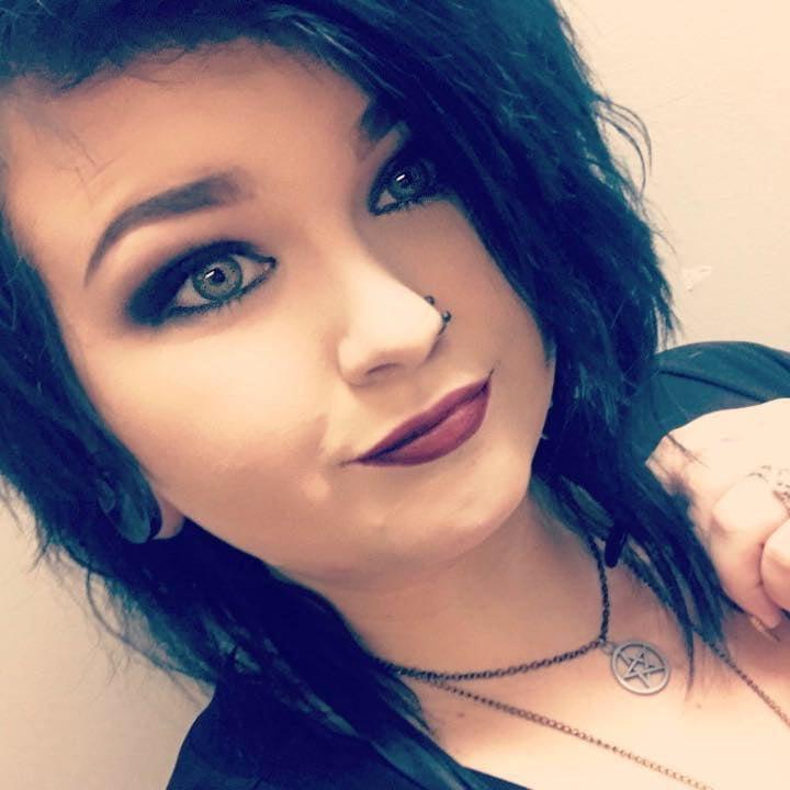 25P Chubby Emo Goth Babe