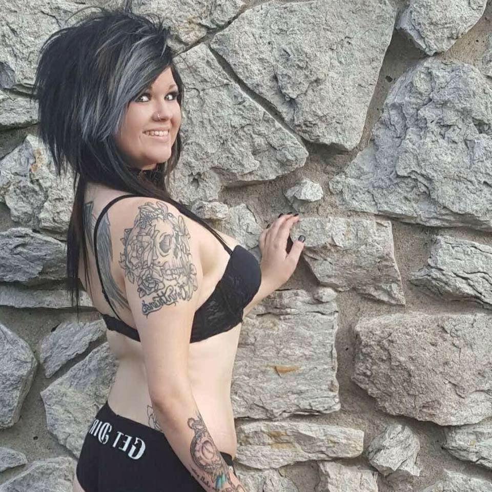 25P Chubby Emo Goth Babe