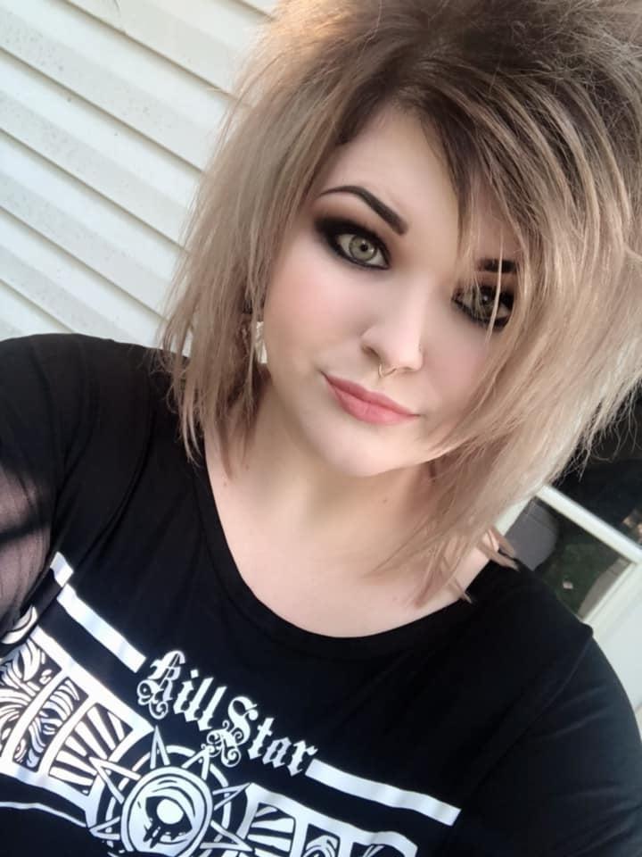 25P Chubby Emo Goth Babe