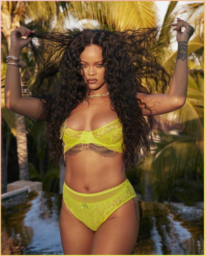 25P cute Rihanna