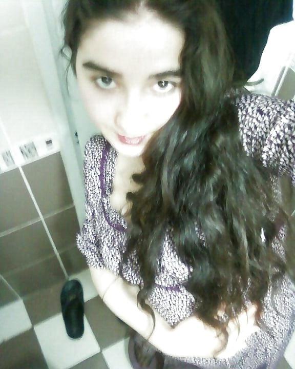 13P Bangladeshi Cute University Girl Nudes
