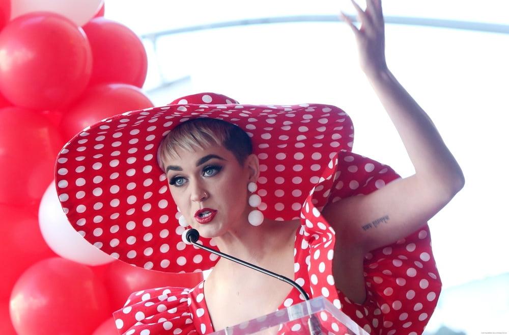 25P cute Katy Perry