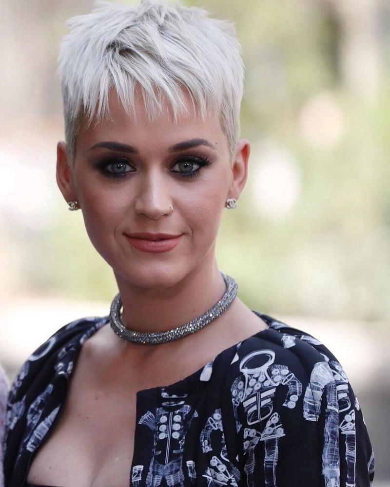 25P cute Katy Perry