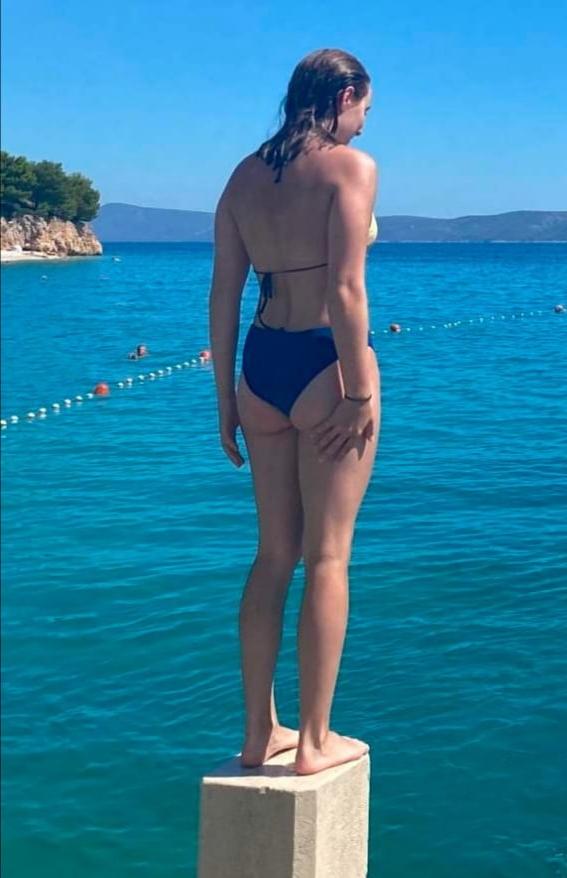 16P Beautiful Czech sluts