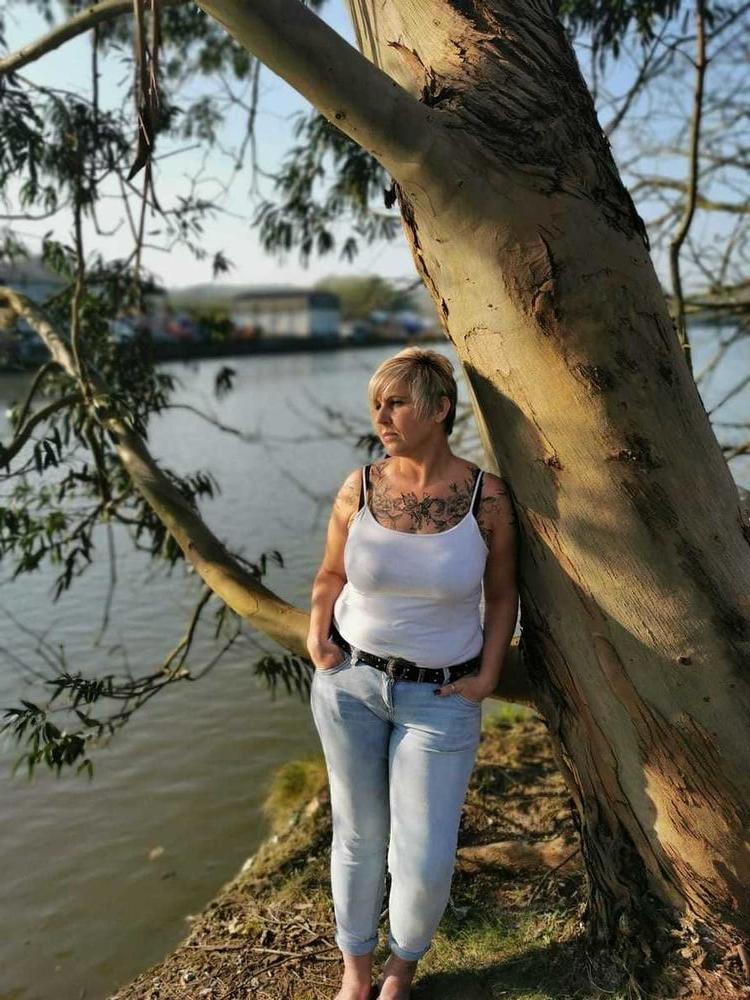 25P Georgie, sexy UK Chunky MILF Slut