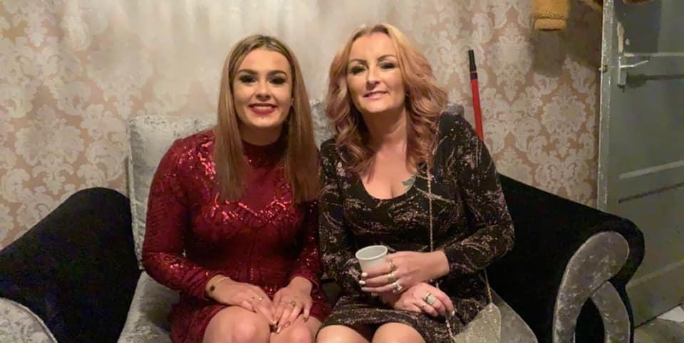 25P Great British Upskirts &amp; Oops 4
