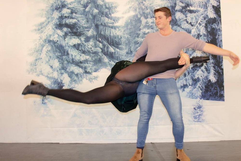 25P Great British Upskirts &amp; Oops 4