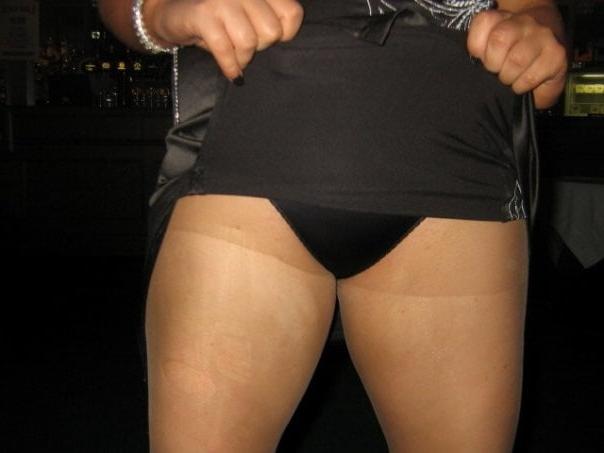 25P Great British Upskirts &amp; Oops 4