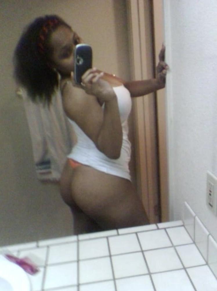 7P Nasty Ass Thick Lil Hoodrat Bitch