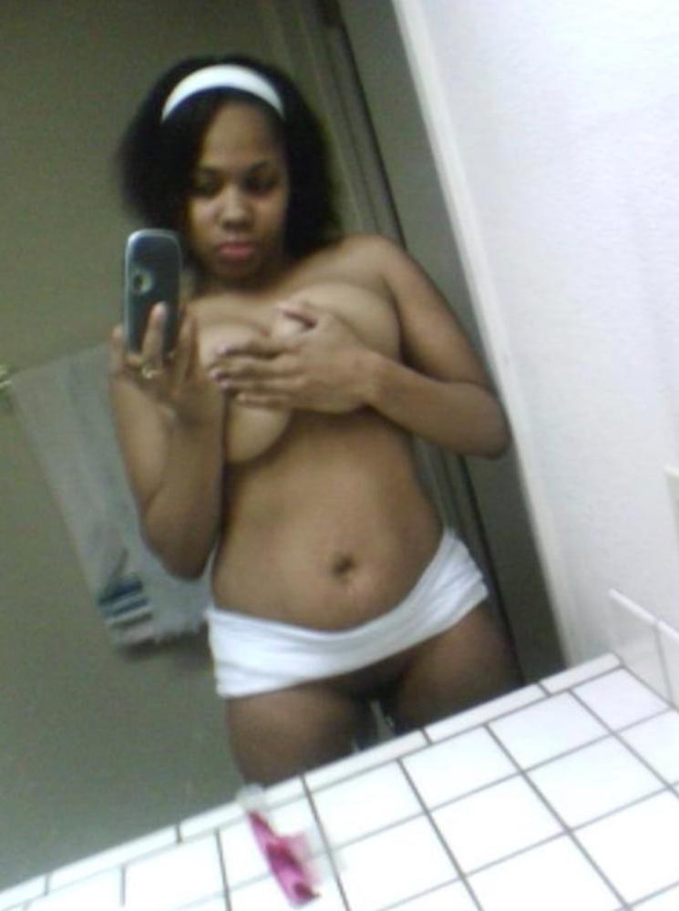 7P Nasty Ass Thick Lil Hoodrat Bitch