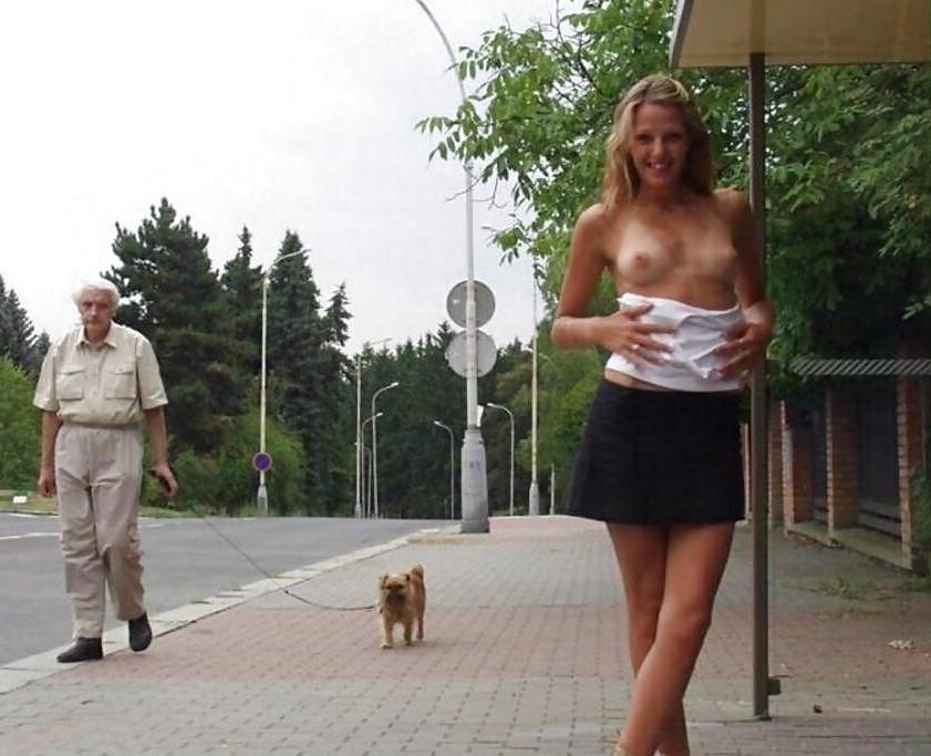 25P REALLY HOT GIRLS IN PUBLIC 46