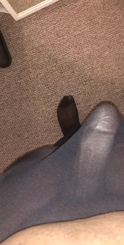 12P Smelly Pantyhose feet and ass