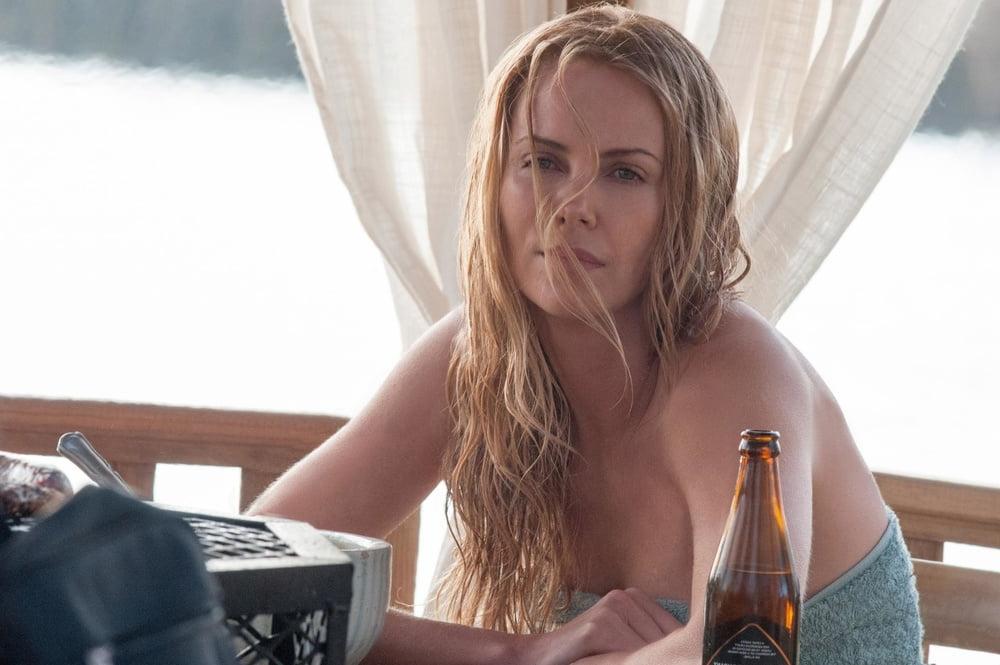 25P cute Charlize Theron