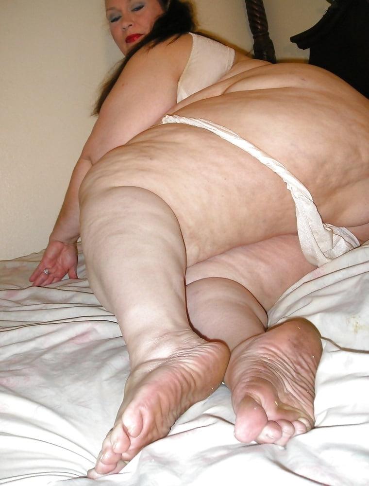 25P Sexy &amp; Chubby Legs 18