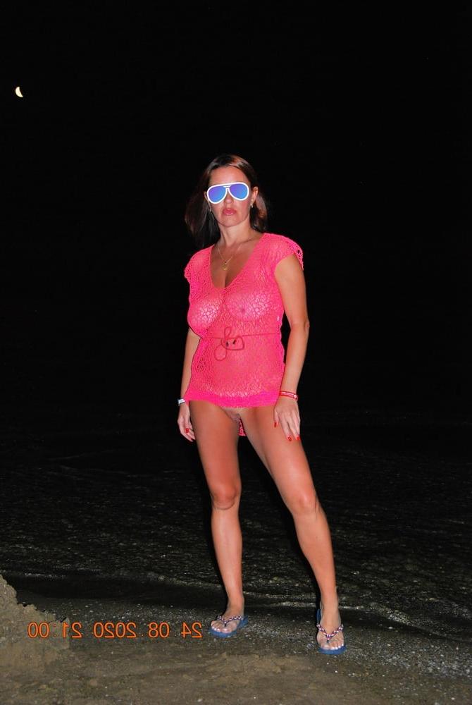 21P Bitch on the beach