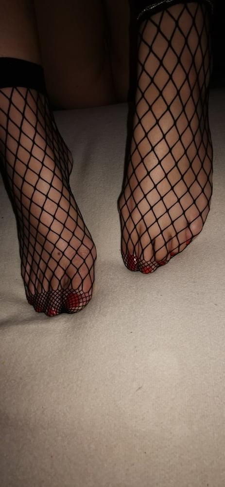 16P My feet in socks