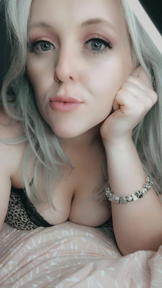 25P Lucy, sexy UK Chunky Slut