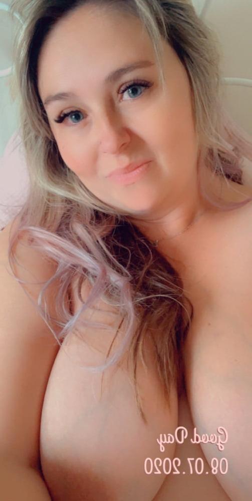 13P Ellie, sexy UK Chunky MILF Slut
