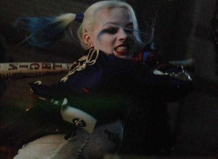 25P cute Margot Robbie 2