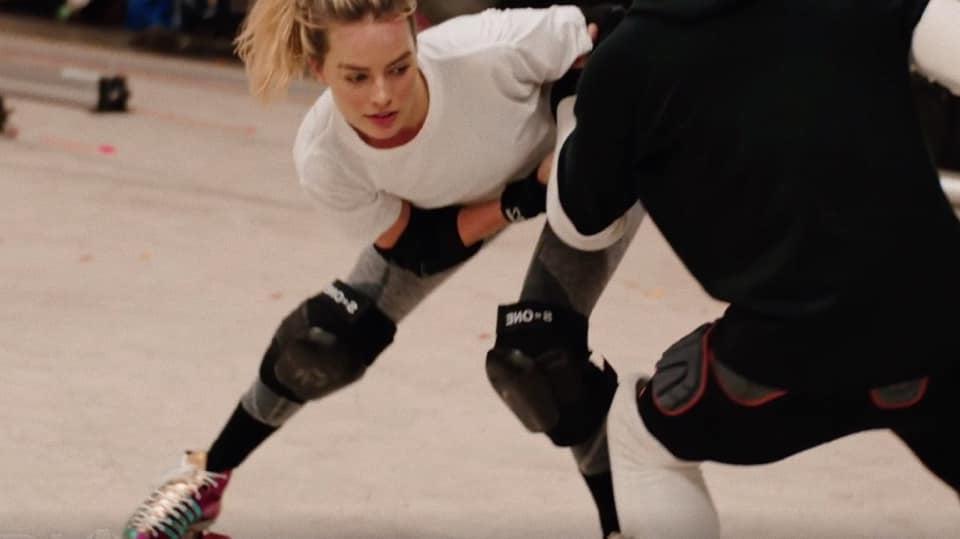 25P cute Margot Robbie 2