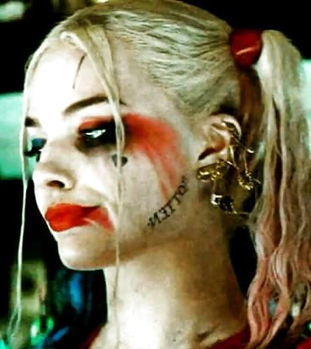 25P cute Margot Robbie 2