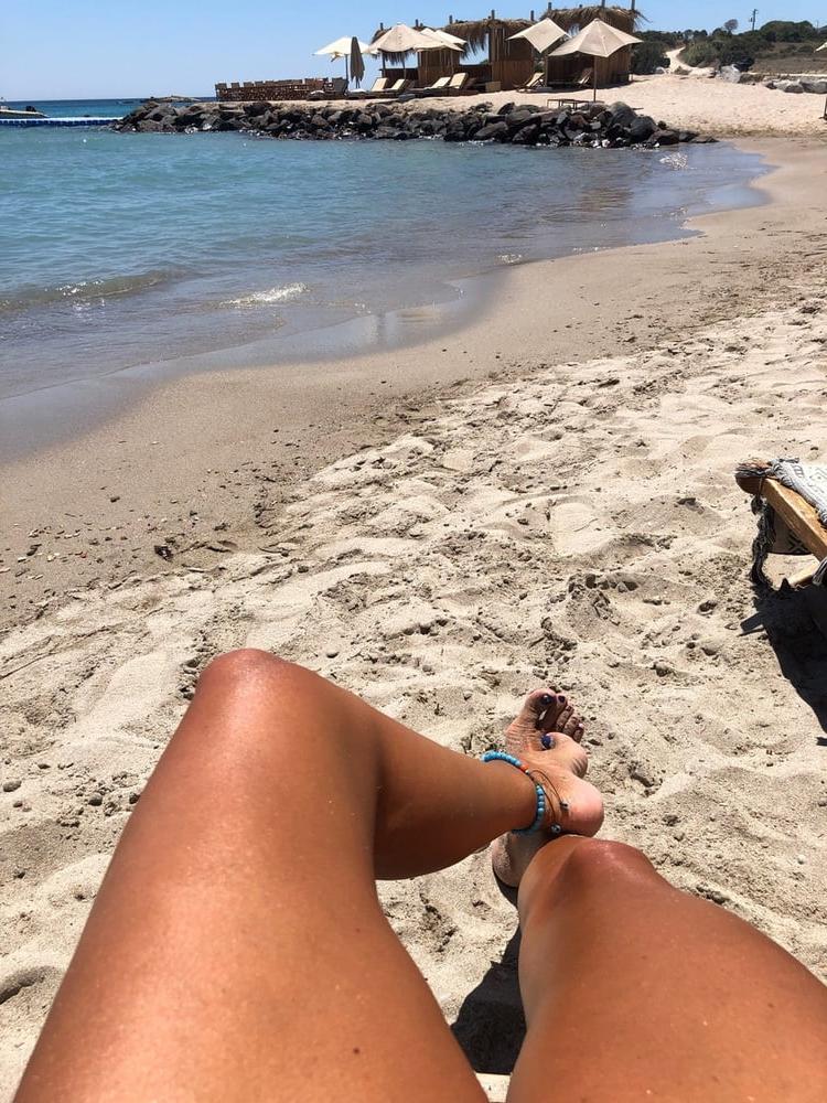 10P sexy turkish women's feet 10