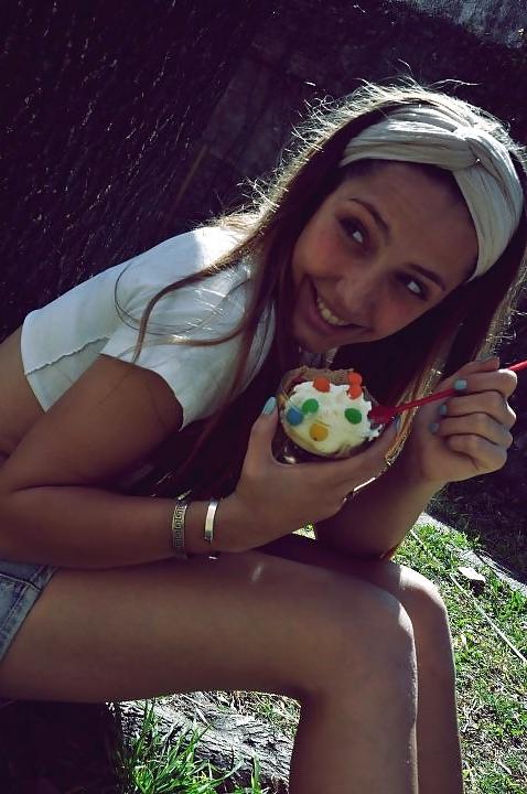 25P Cute Teen Luciana - BBenito