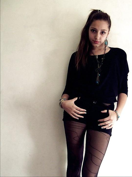 25P Cute Teen Luciana - BBenito