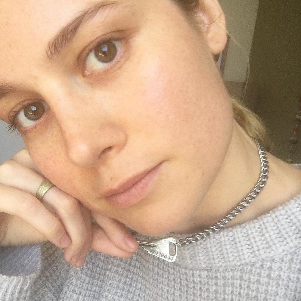 25P cute Brie Larson