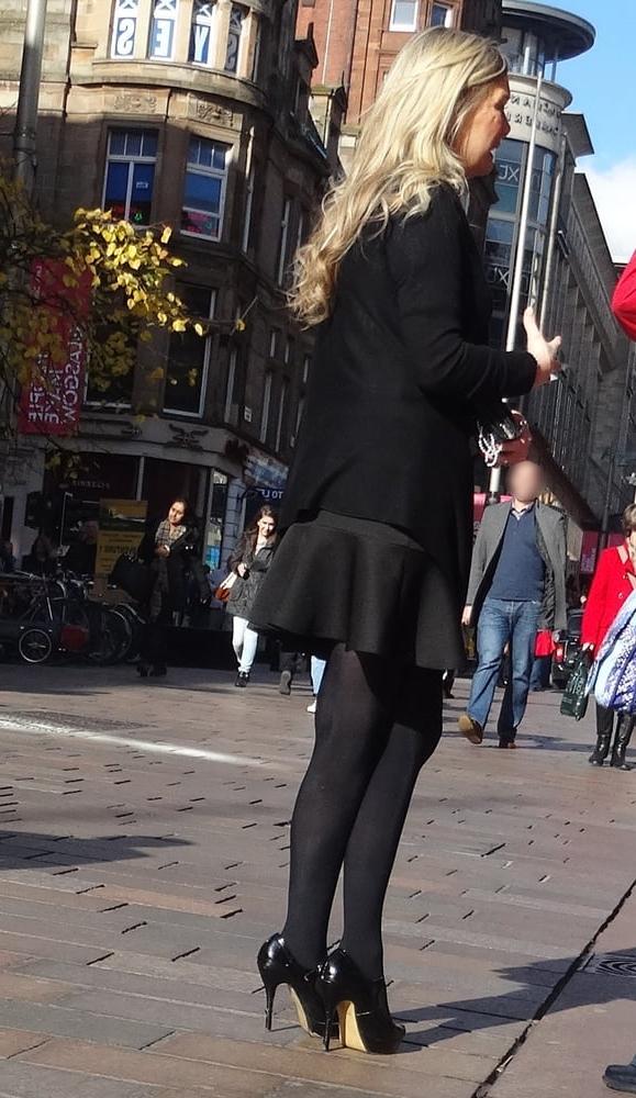 17P Street Pantyhose - Scottish Office Bitch in Opaques