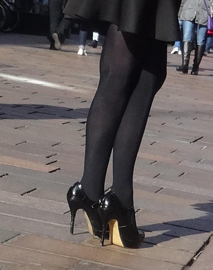 17P Street Pantyhose - Scottish Office Bitch in Opaques