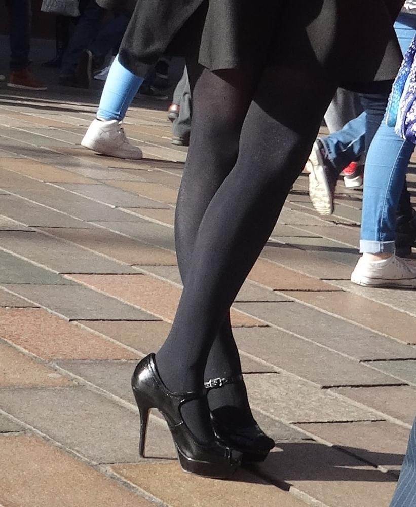 17P Street Pantyhose - Scottish Office Bitch in Opaques
