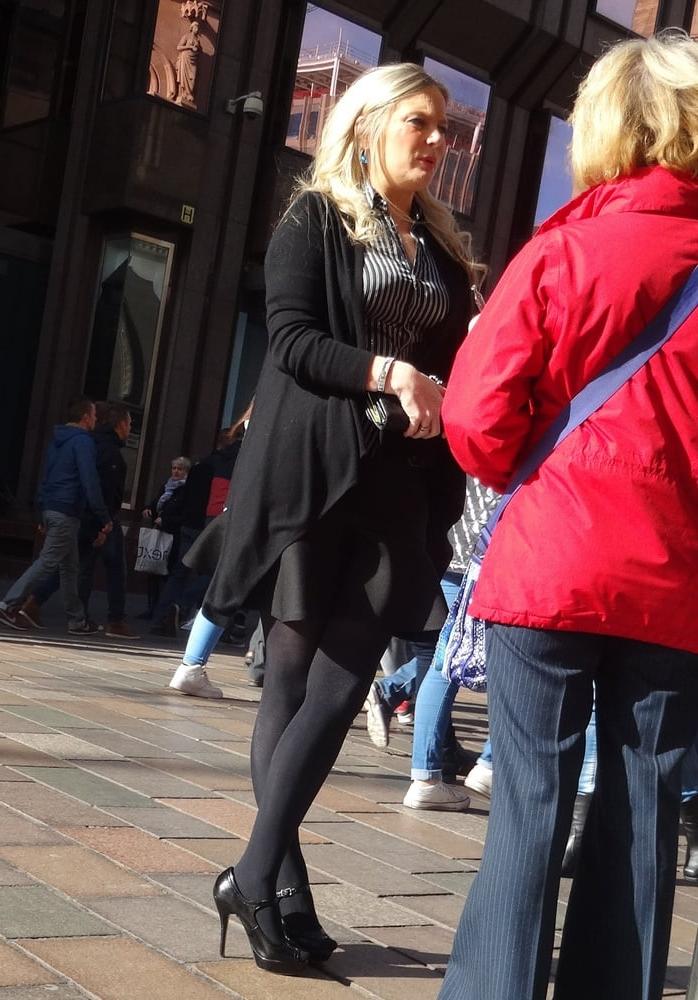 17P Street Pantyhose - Scottish Office Bitch in Opaques