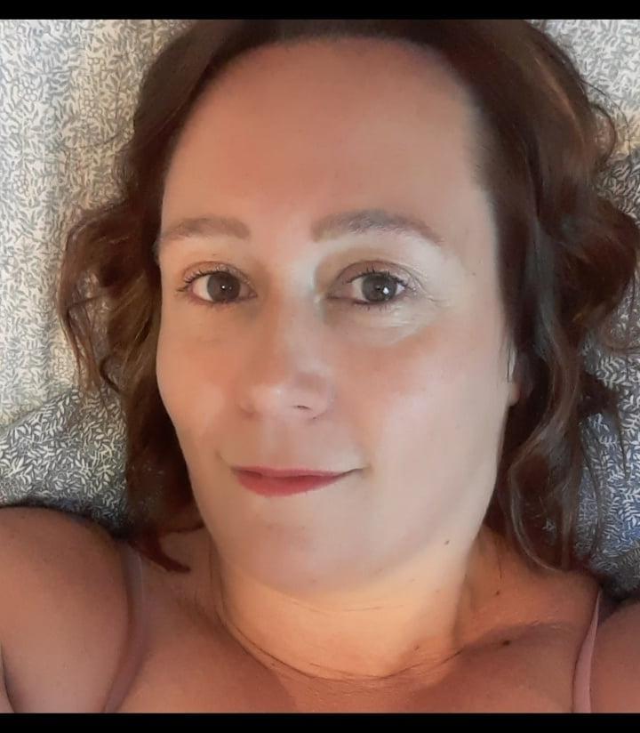 12P Sarah, sexy UK Chunky MILF Slut