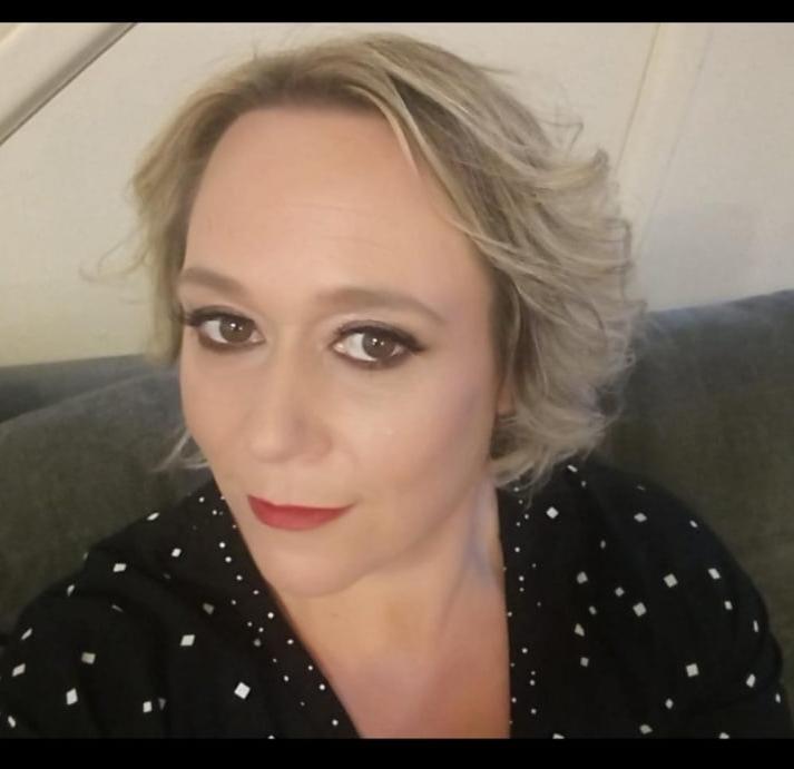 12P Sarah, sexy UK Chunky MILF Slut