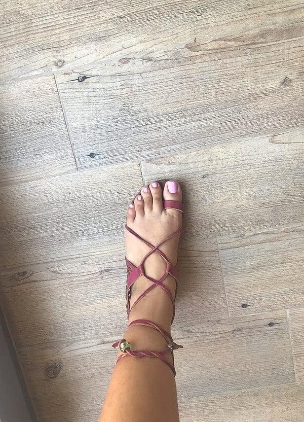 25P Turkish amateur women feet fetish ayak fetisi amator kadin